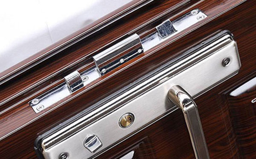 满城24小时上门开锁公司