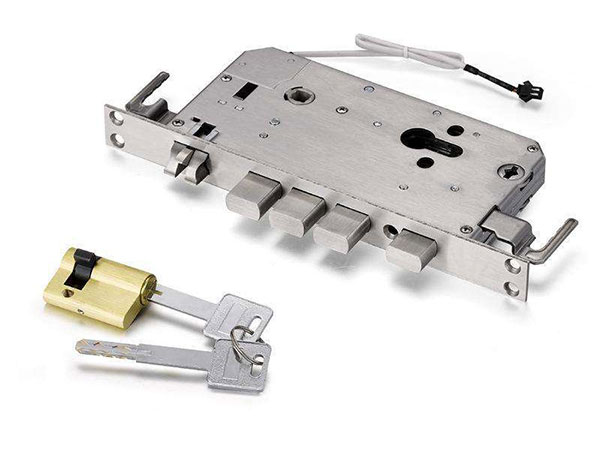 满城24小时上门开锁公司